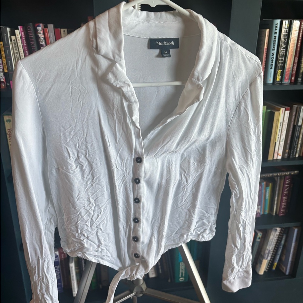 ModCloth NWOT White Cropped Women's Top